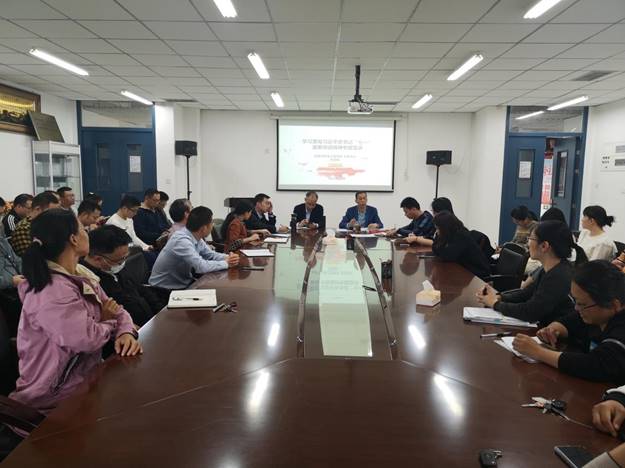 图1 10月26日开展专题宣讲(教师)